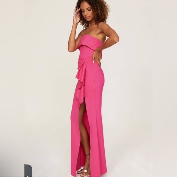 ELLIATT Across Gown - Picture 8 of 8